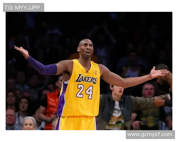 2001年科比在季后赛对决国王的精彩表现与传奇时刻回顾 2001年科比在季后赛对决国王的精彩表现与传奇时刻回顾